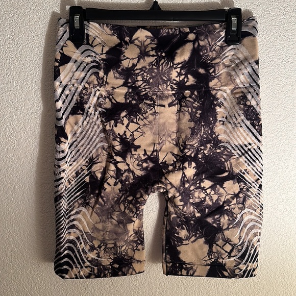 Athletes 7” Motivated Seamless Short Size Large - Picture 3 of 3